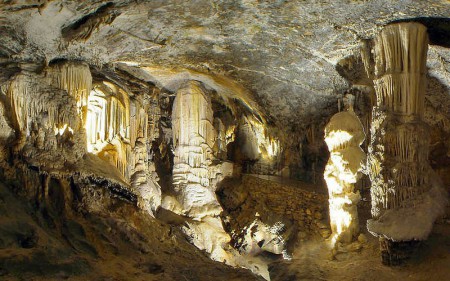 Caverna de Postojna, Eslovénia