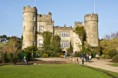 /album/galeria-de-fotos-pontos-de-interesse1/malahide-castle-march-2011-3-jpg/